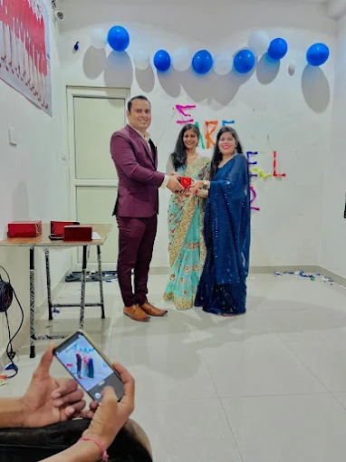 best hotel management course in india.