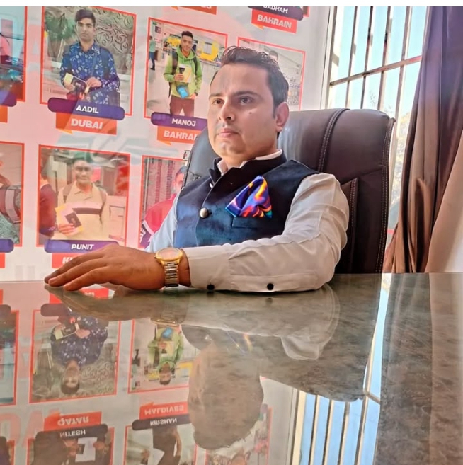 Monu yadav founder in oxfordcareerhub